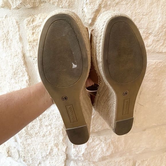Steve Madden Jaylen Suede Leather Peep Toe Tan‎ Wedge Sandals Size 9.5 - Picture 7 of 7